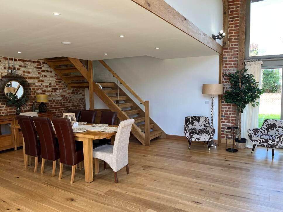Grange Farm Barn, Filby Villa Buitenkant foto